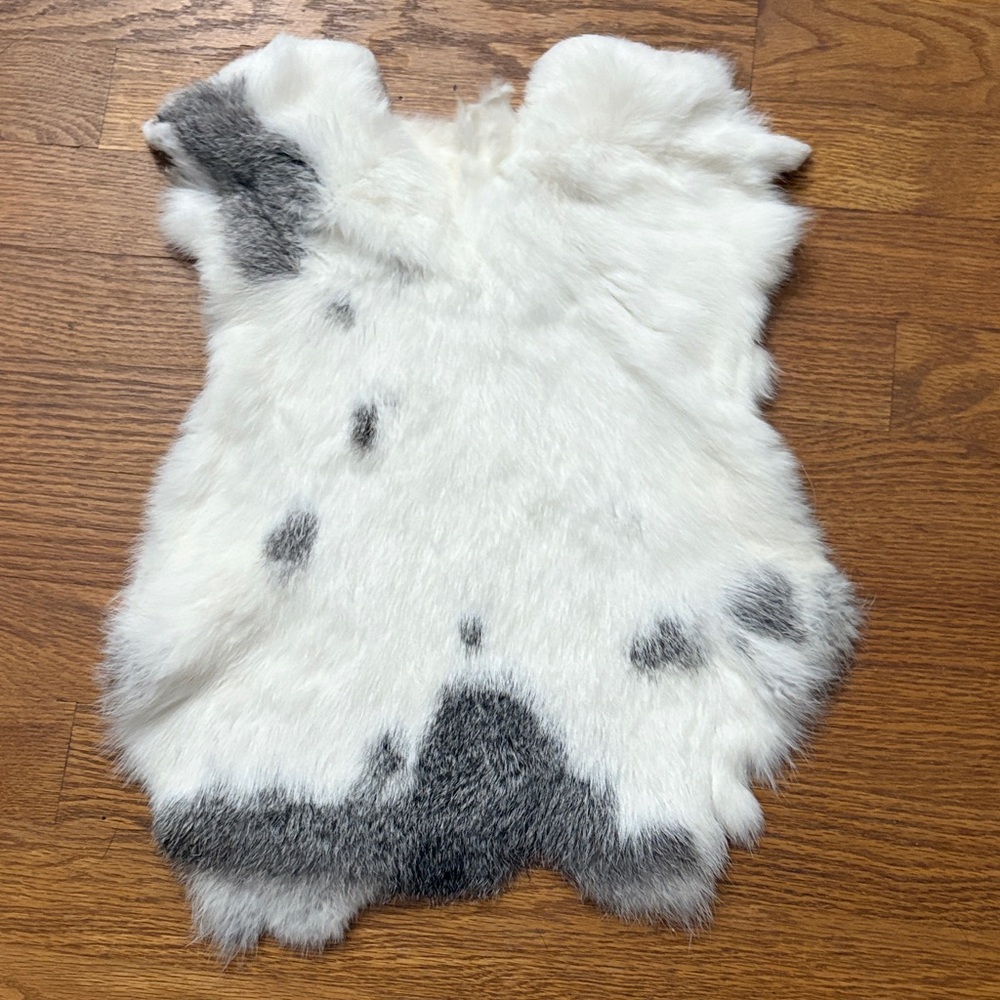 A388 Premium Natural Rabbit Fur Pelt - Genuine Soft Hide
